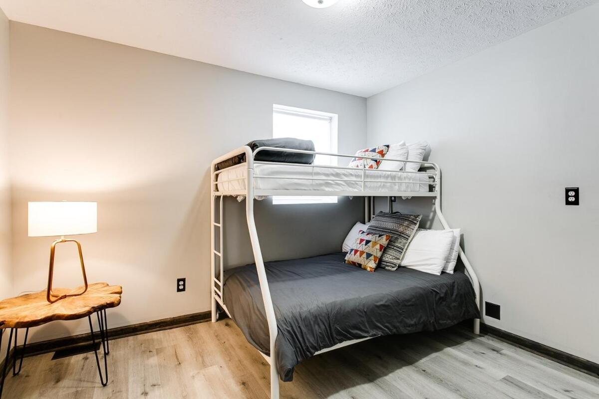 Bourbon Trail-12ft Ceilings-parking-chef's Kitchen * Louisville